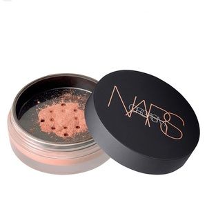Nars illuminating loose powder Orgasm